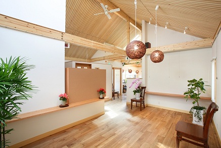 �M�������[